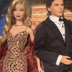 2002 James Bond 007 Ken and Barbie Giftset