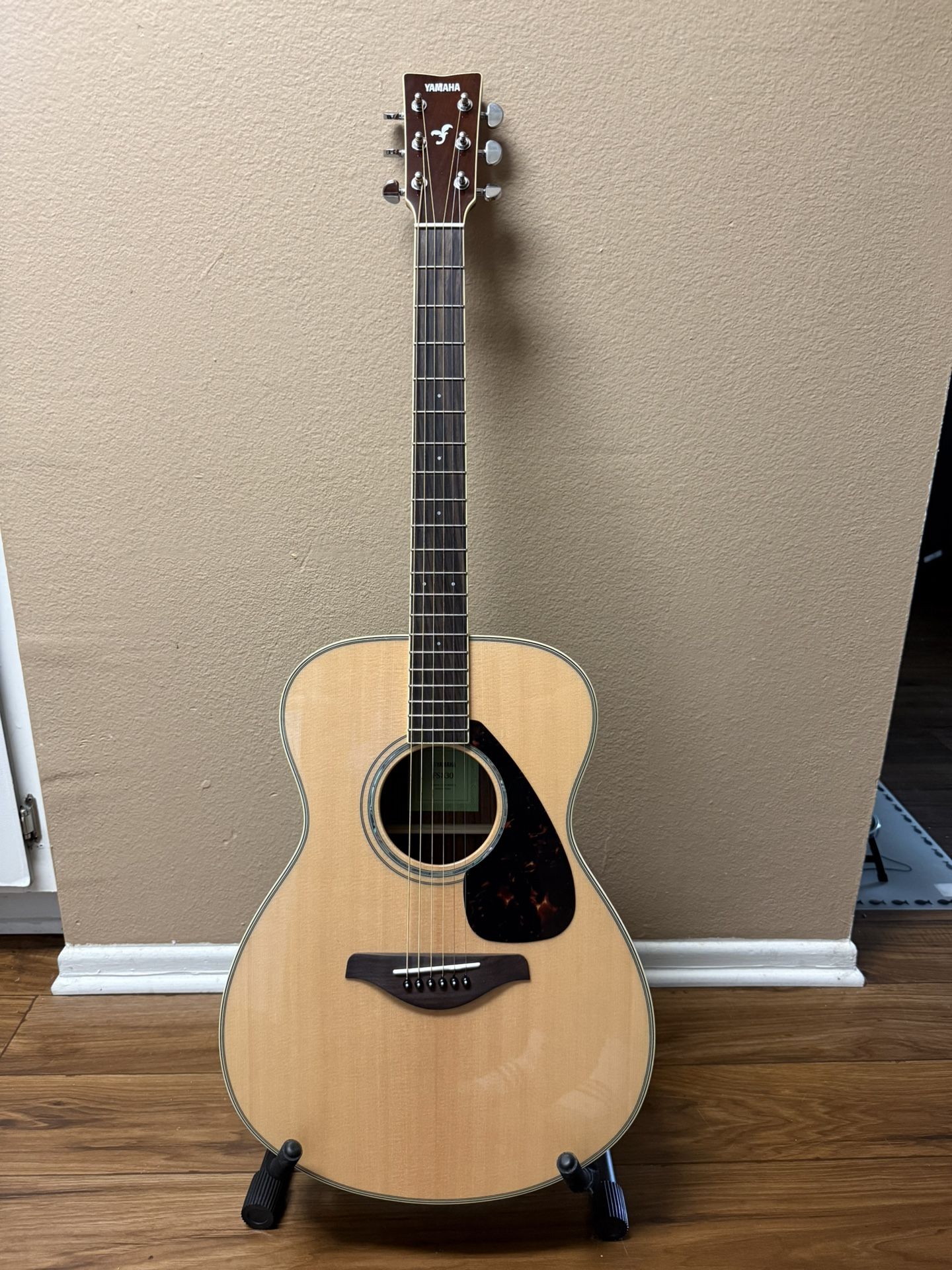 Yamaha FS830 Acoustic Guitar