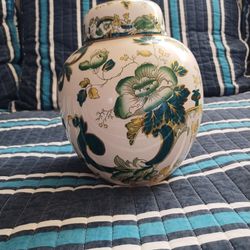 Vintage Mason's "Chartreuse" Ironstone China Ginger Jar from England