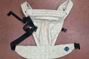 Artipope baby carrier