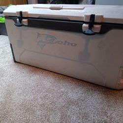 COHO 165 QUART JUMBO COOLER WITH POLYURETHANE INSULATION