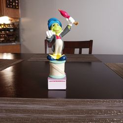 Disney Pinocchio Jiminy Cricket Photo Frame Holder Statue