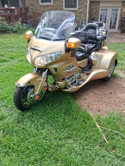 Honda Goldwing  Trike  1800 gold