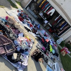 Yard sale Lemoore!! Message Me For Address 