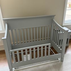 Pottery Barn - Crib