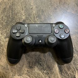 PS4 DualShock Controller