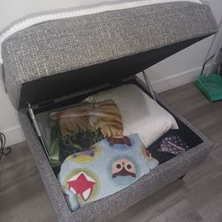 Foot rest / storage