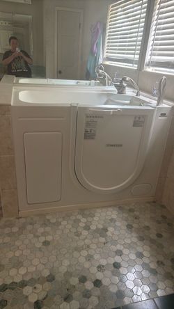 Rebath walk-in tub
