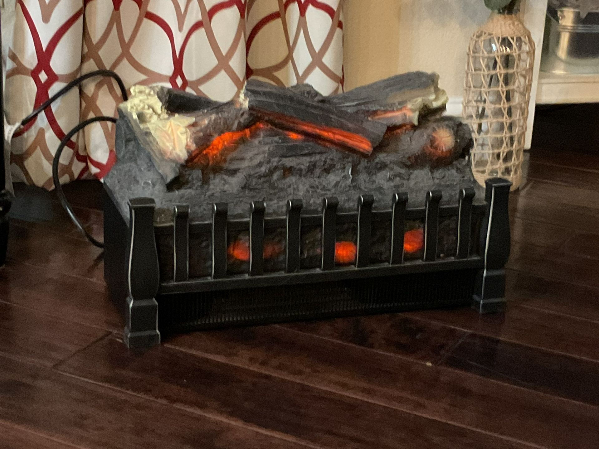 FIREPLACE LOG HEATER