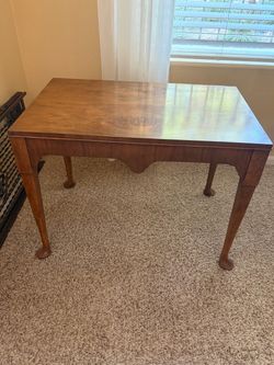Vintage walnut rectangular side/occasional table