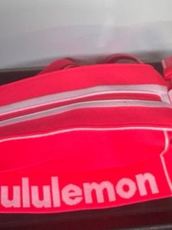 Lululemon Everywhere Belt Bag Pink