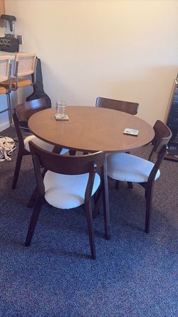 Round table