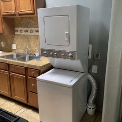 PICK UP ONLY •SUPER NICE!!! WHIRLPOOL 24” Apt. Size Stackable Washer & Dryer-WORKS PERFECT!!