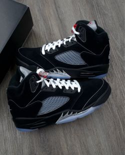 Jordan 5’s Metallic