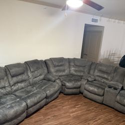 Large U-Shaped Reclining Sectional Sofa – Seats the Whole Family