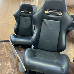 Racing seats Tanaka pair 