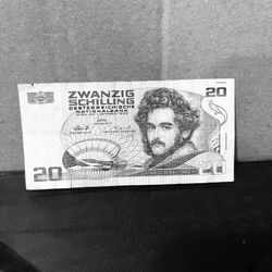 1986 Austria Bank Note.