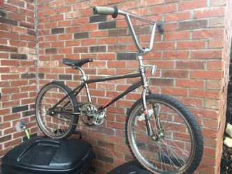 I’m looking to acquire similar bikes or bicycles. Please let me know what you have that you want to sell