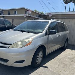2006 Toyota Sienna