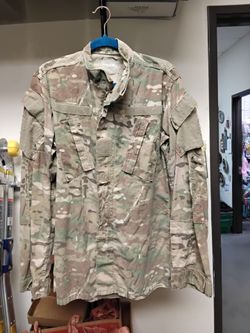 Genuine U.S Army Uniform Coat (ACU) MultiCam (OEF-CP) Pattern Used $10 Or Best Offer