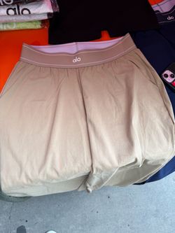 Khaki Alo Sweats leggings