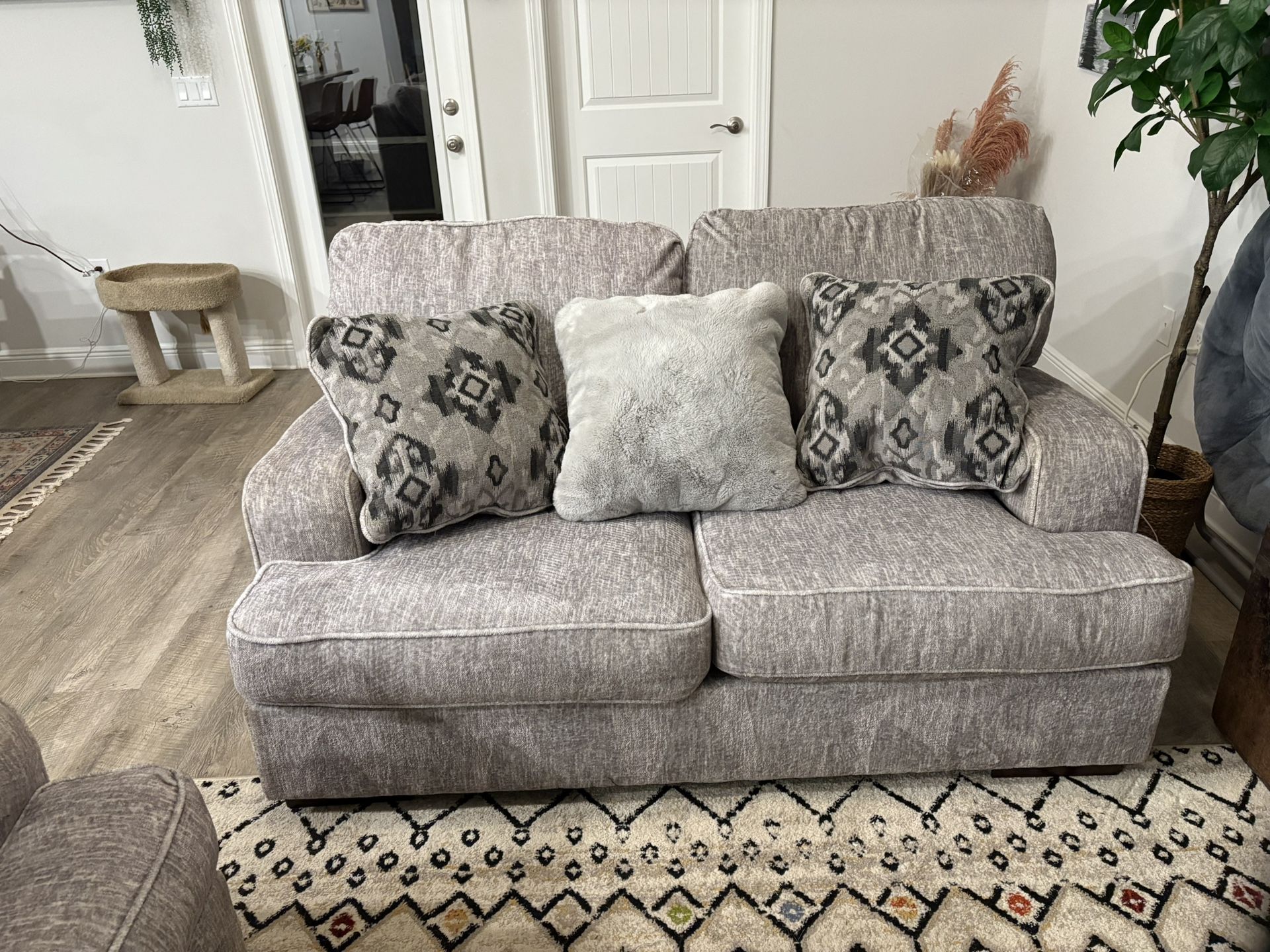 Awesome Couch and Loveseat Combo
