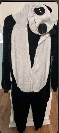 Brand new disney costume / Halloween costume. ( only used for 1 hour ).