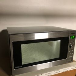 Panasonic Stainless Steel Microwave 1250W Inverter Large Countertop – Works Like New