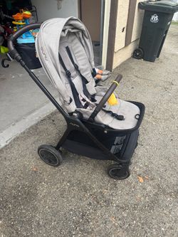 Nuna Triv Next Stroller