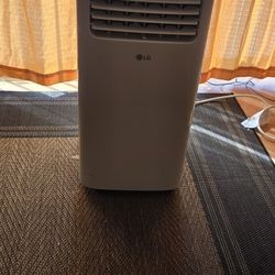 LG PORTABLE Air Conditioner 6,000 BTU