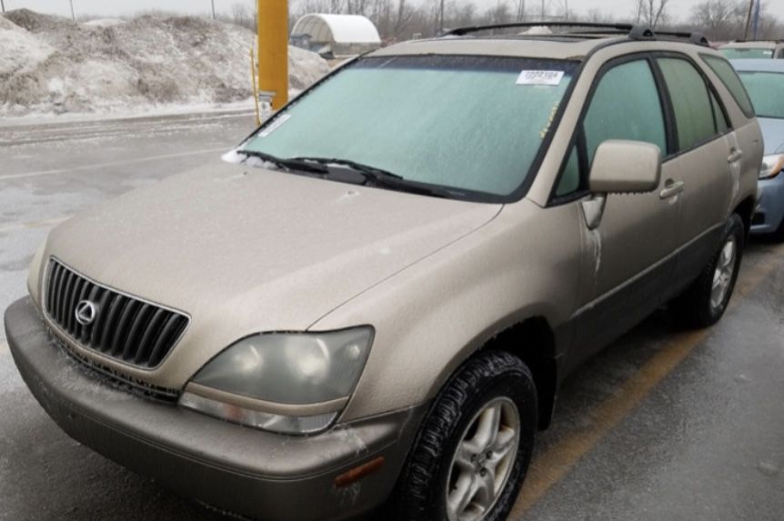 2000 Lexus Rx 300 for Sale in Gurnee, IL - OfferUp