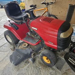 Craftsman Riding Lawnmower