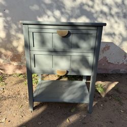 2-Drawer Side Table / Nightstand