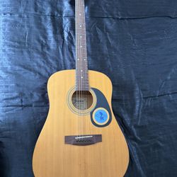 Takamine Guitar Excellent To Learn Start Or Practice 