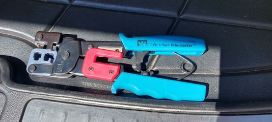 Ideal Cat Cable Crimping Tool