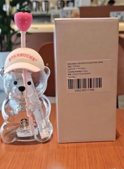 Pink Starbucks bear cup￼