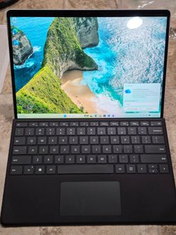 Microsoft Surface Pro 8 Windows 11