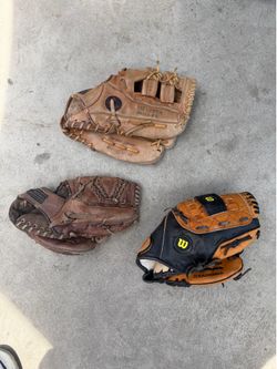 BASEBALL GLOVES
