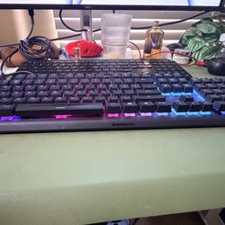 SteelSeries Apex 5 Gaming Keyboard  
