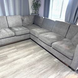 Thomasville Sectional Couch 