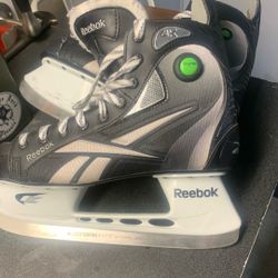 Hockey Pumps Skates By Redbox Like New