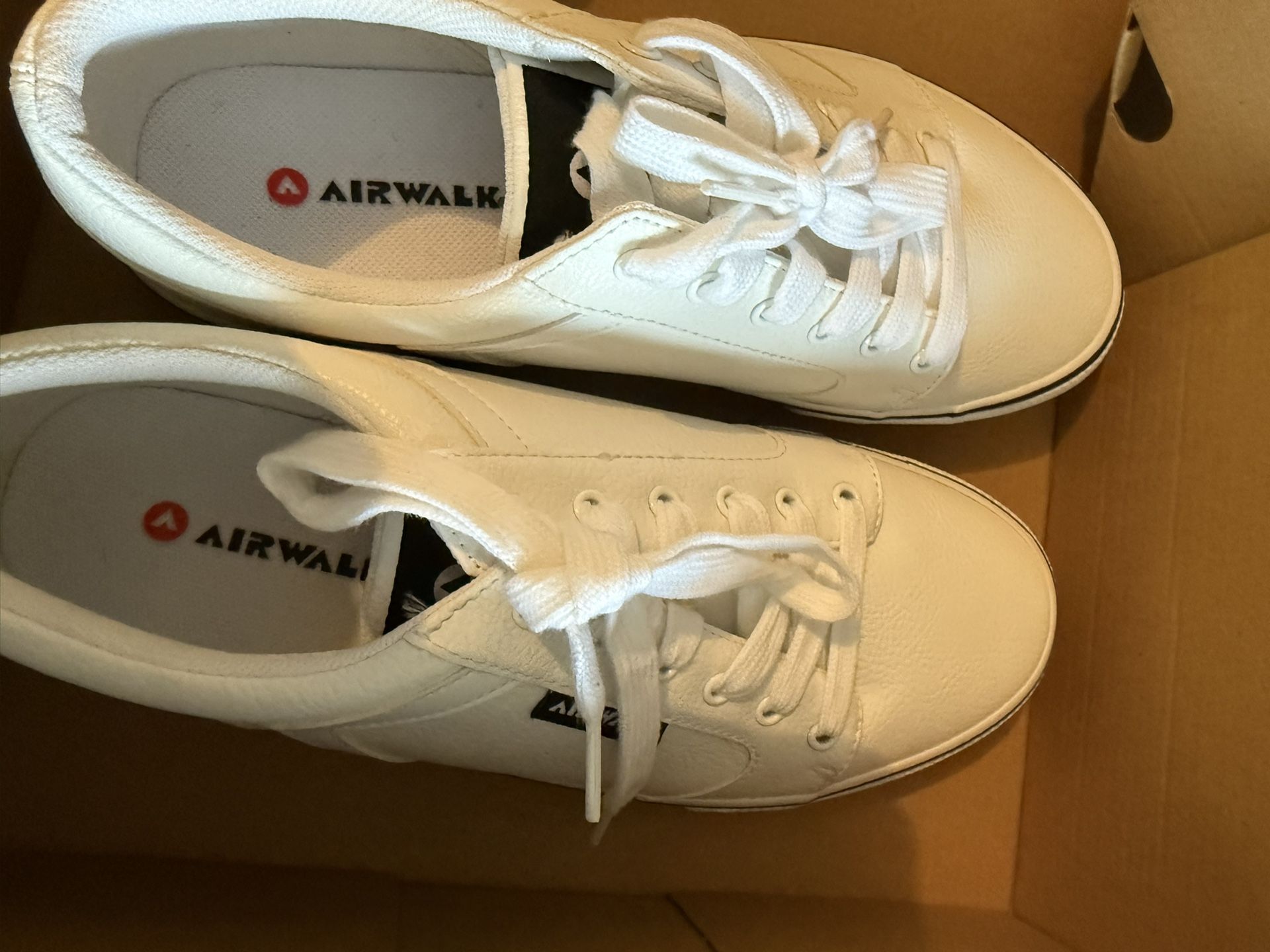 Brand New Air Walk Tennis Shoes