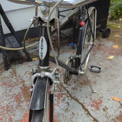 Vintage 1970's Schwinn Suburban Road Bike