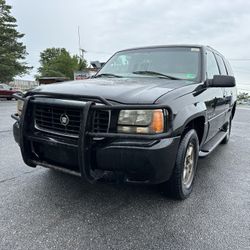 2000 Cadillac Escalade