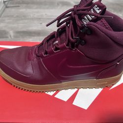 Nike Path Winter Dark Beetroot/Gum Boots