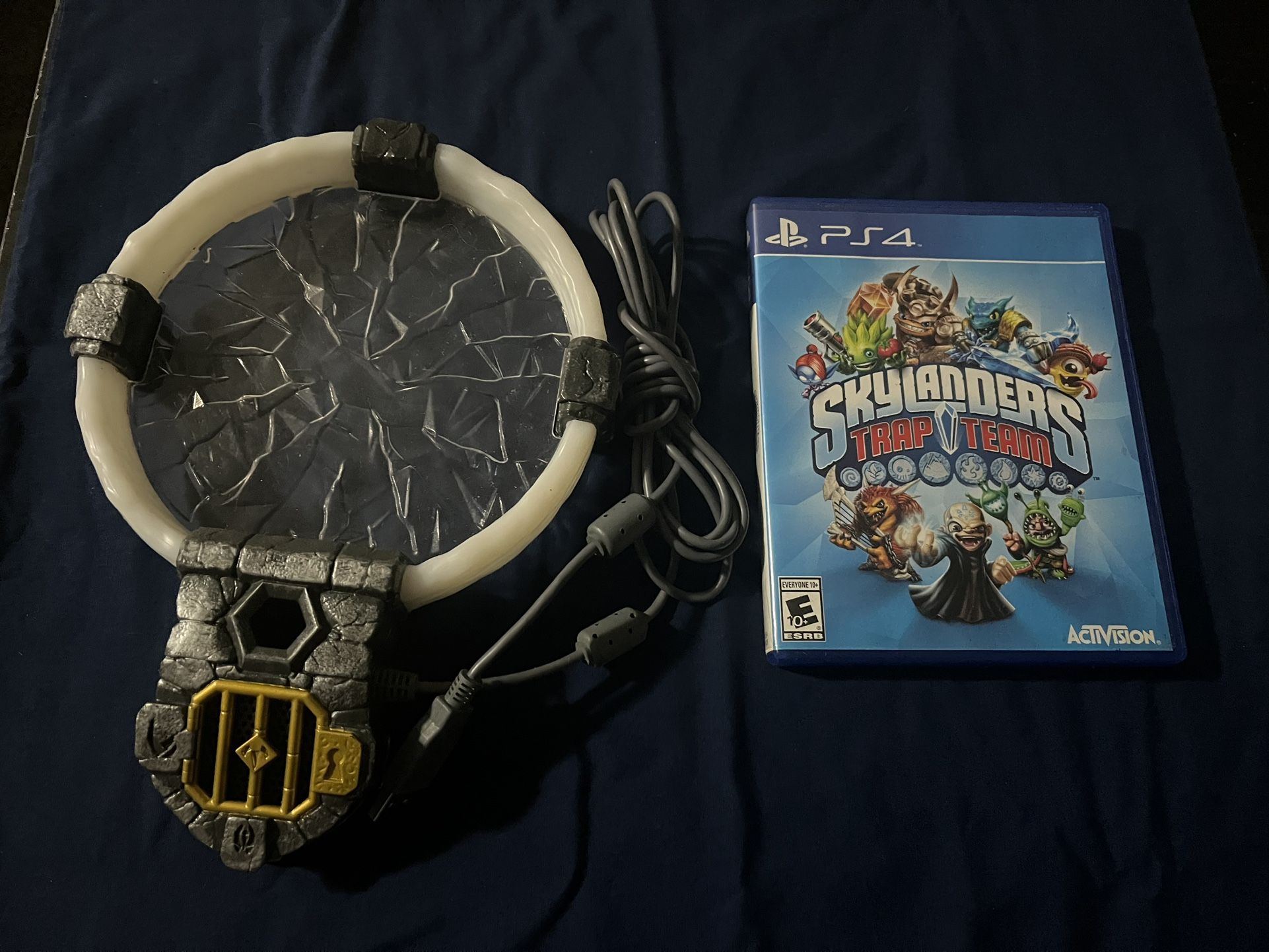 $100 Skylanders Trap Team And Portal PS4