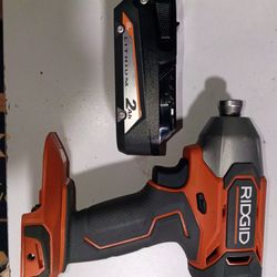 Rigid drill with battery