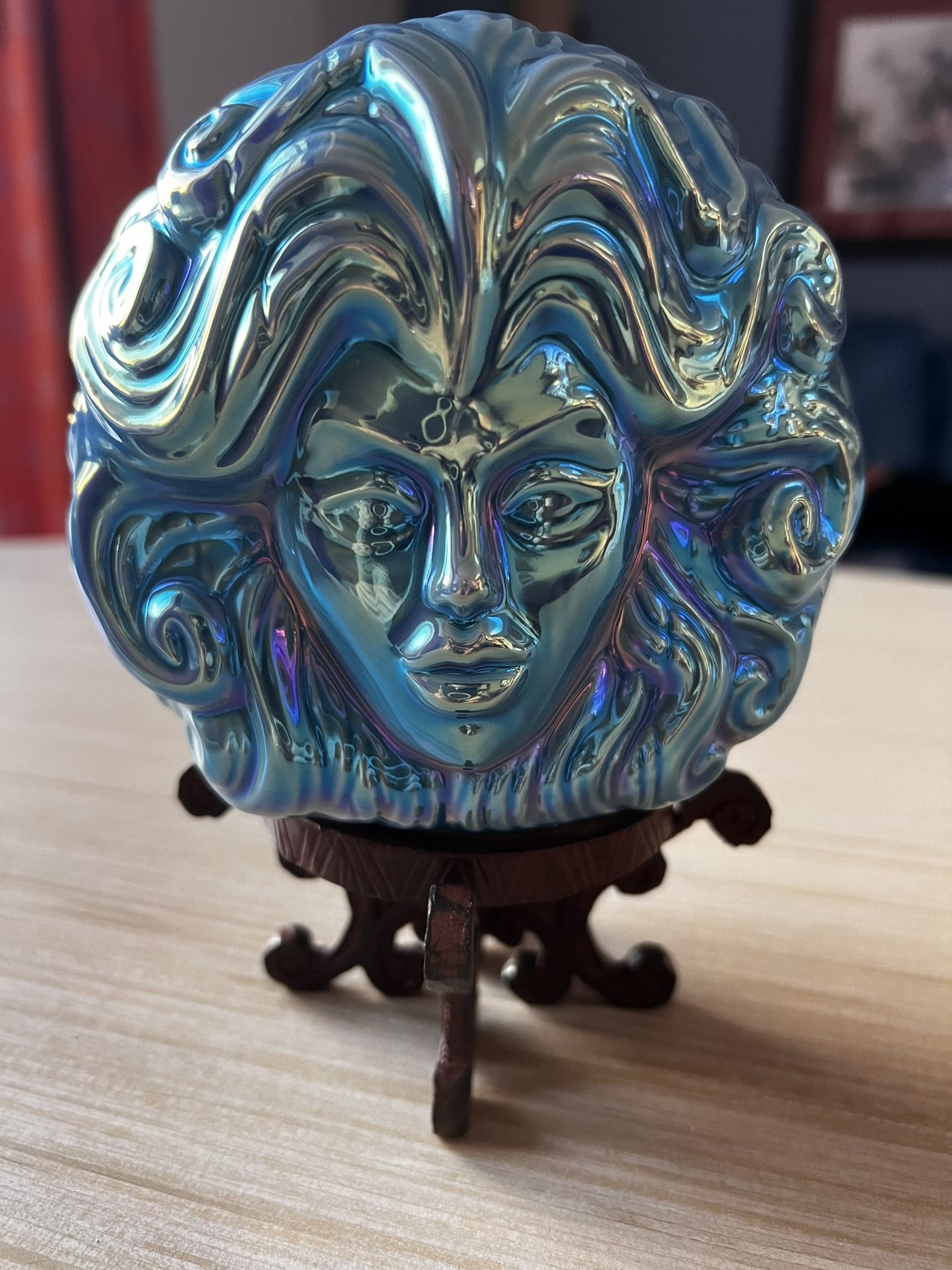 Disneyland Trader Sam’s ETB Haunted mansion Madame Leota Tiki Mug