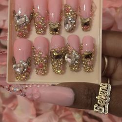 Medium Pink Bling Press-On Nails