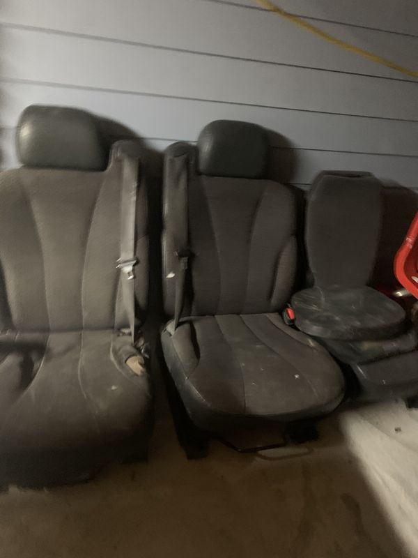 2000 Chevy Silverado 1500 front seat for Sale in Houston, TX OfferUp